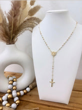 Load image into Gallery viewer, Circle San Benito Rosary- TriColor