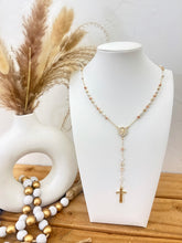 Load image into Gallery viewer, Circle Virgencita Rosary- TriColor