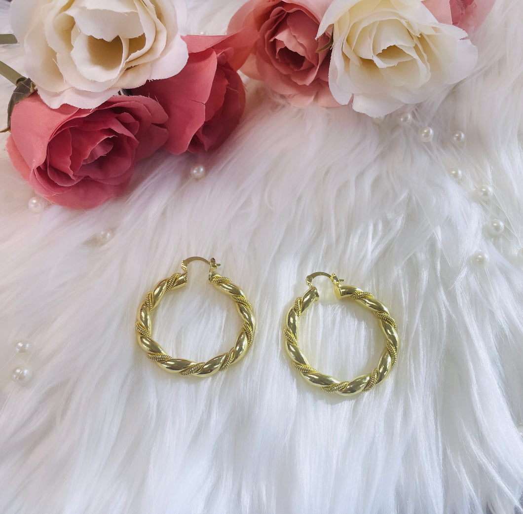 The Condesa Hoop Earrings