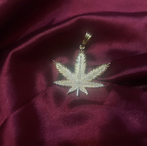 MaryJane Pendant